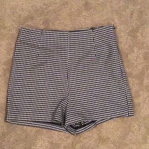 Forever 21 Black and White Houndstooth Shorts